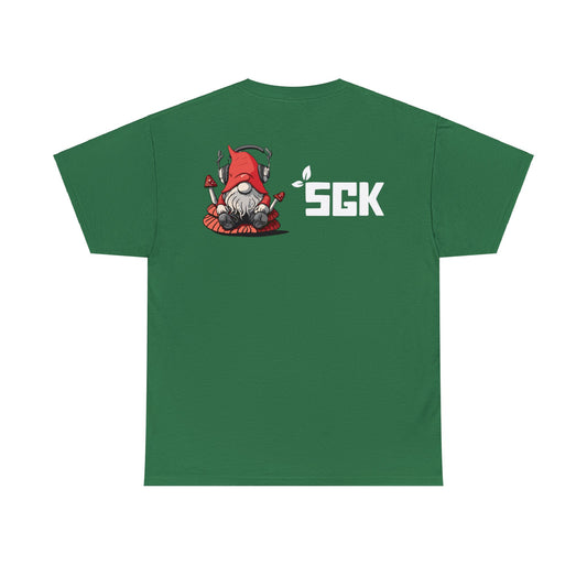 Escudo SGK con camiseta de algodón pesado unisex con espalda de gnomo rojo