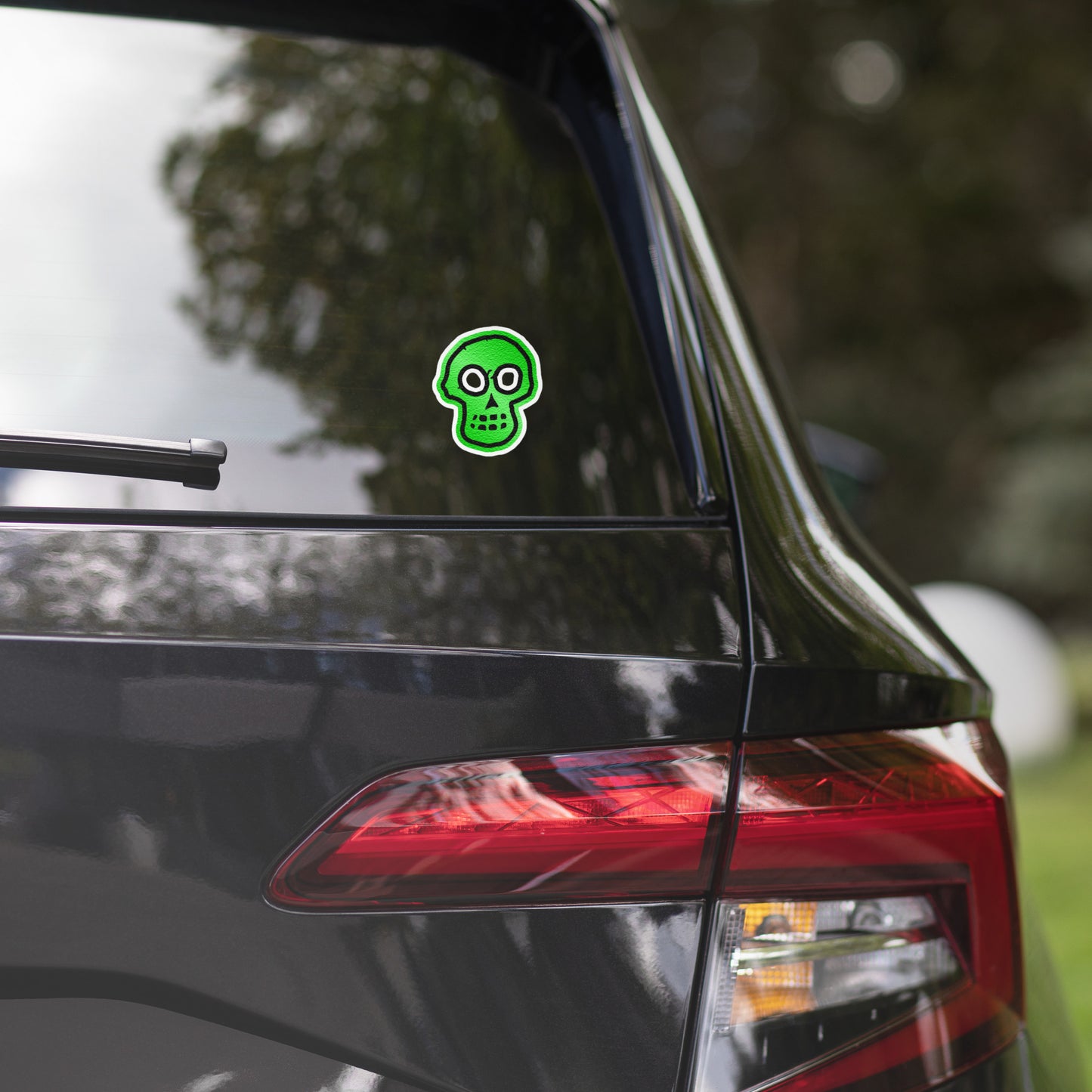 SSU Green Skull Shaped Bubble-free stickers